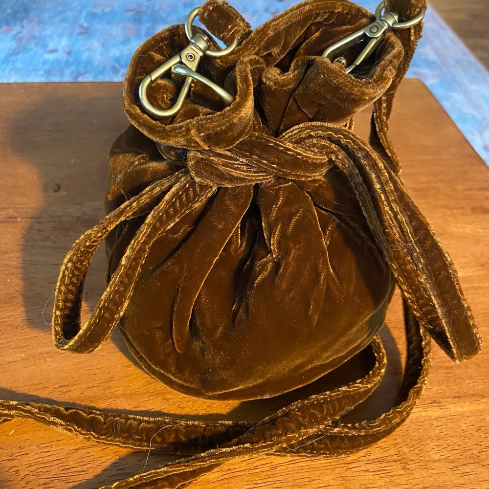 ✨NWT Madewell Florence Velvet Crossbody bag in Burnished Cedar